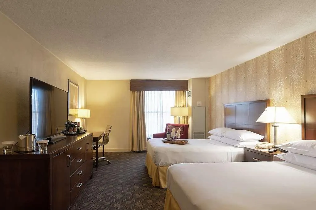 Doubletree By Hilton Norfolk Airport Hotel