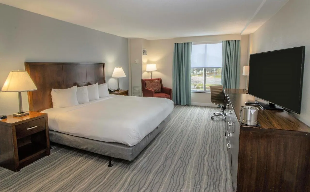 Doubletree By Hilton Norfolk Airport Hotel