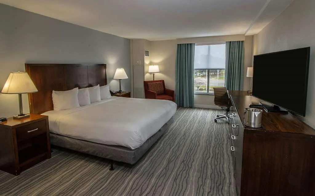 Doubletree By Hilton Norfolk Airport Hotel