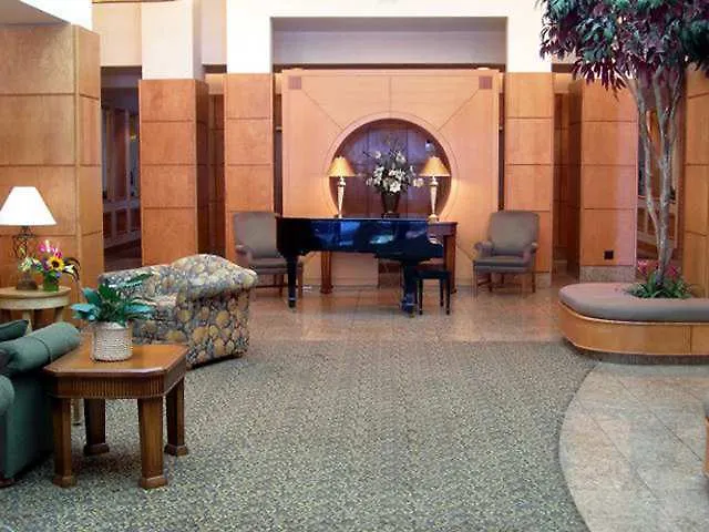 Doubletree By Hilton Norfolk Airport Hotel