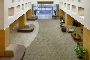 Doubletree By Hilton Norfolk Airport Hotel 4*,