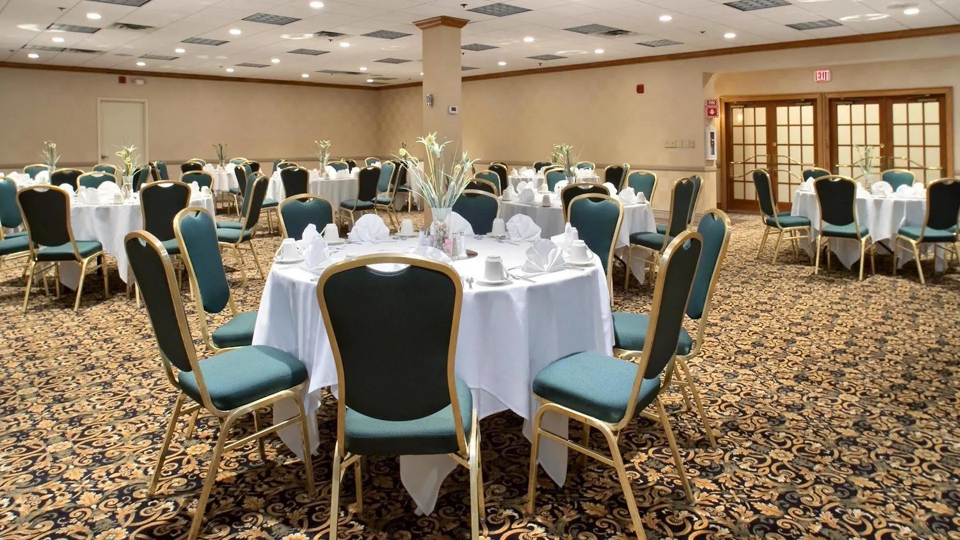 Doubletree By Hilton Norfolk Airport Hotel United States